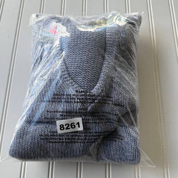 L.L. Bean Blue V Neck Long thick cotton pullover sweater size L - Picture 8 of 8